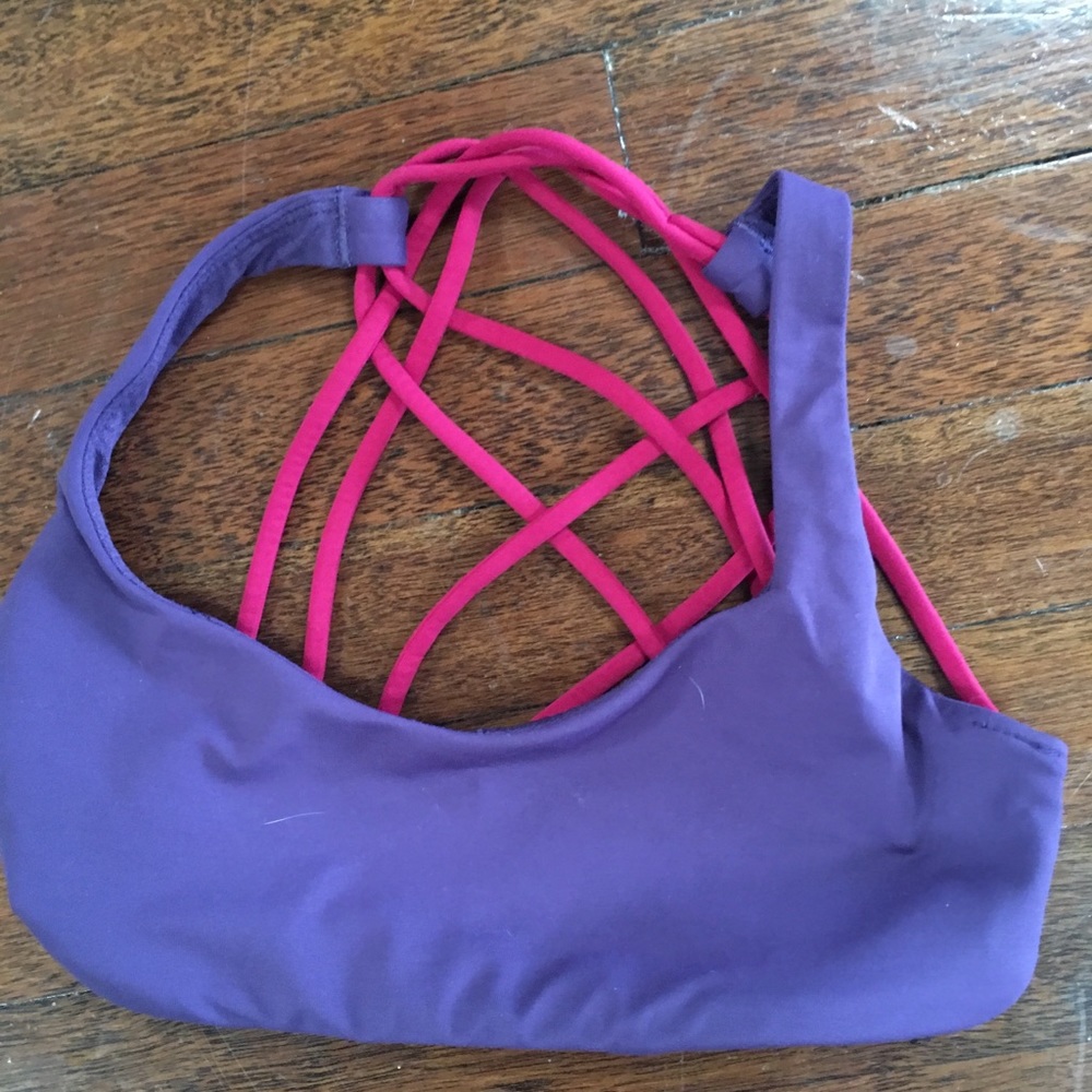 Women’s athletic bra - Lululemon